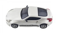 Радиоуправляемая белая микро машинка белый Nissan, масштаб 1:43 лицензионная