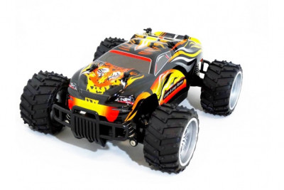 Радиоуправляемый трагги S-Track Large Long Flames 2WD RTR масштаб 1:16 2.4G