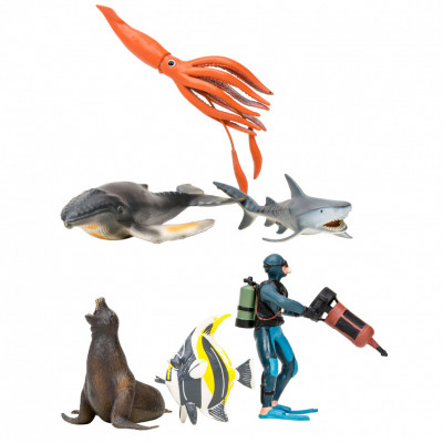 Фигурки игрушки серии "Мир морских животных": Акула, кит, мавританс...