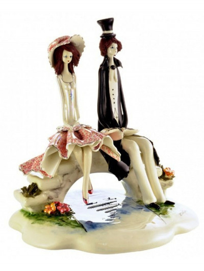 Статуэтка Свидание на мосту, высота 18 см