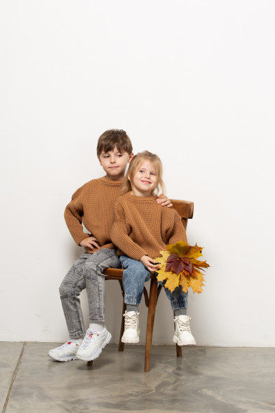 Свитер детский в стиле оверсайз NÖLEBIRD, цвет camel