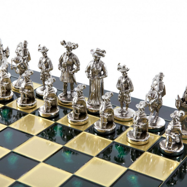 Шахматы бронзовые Рыцари Средневековья, зеленая металлическая доска 44x44x3 см, высота фигурок 9,5 см