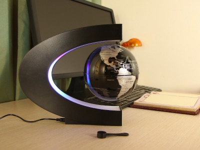 Глобус левитирующий на подставке, серебристый EV-C-6-SLV