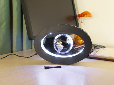 Глобус левитирующий на подставке, серебристый EV-TY-3-SLV