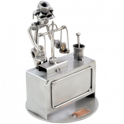 Фигурка из металла Аптекарь, высота 18 см