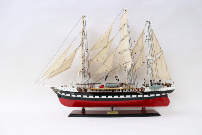 Модель парусника "BELEM", Франция