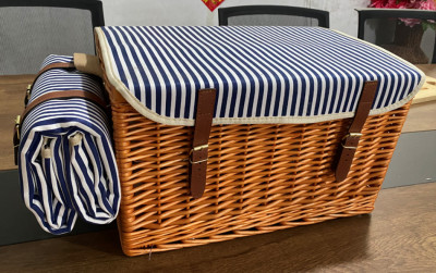 Набор для пикника на 4 персоны с пледом, HCF-HQ-2203