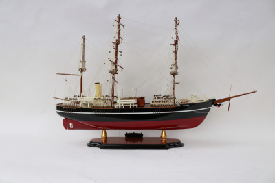 Модель парусника "RRS DISCOVERY", Британия