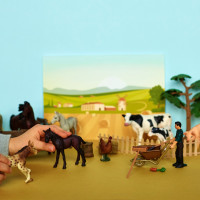 Набор фигурок животных cерии "На ферме": Ферма игрушка, лошадь, кролик, телята, фермеры, инвентарь - 21 предмет