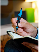 Ручка-стилус Stabilo Smartball 2.0 для левшей, черный/голубой корпус, синие чернила 0,5 мм