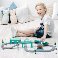 Железная дорога для детей "Мой город, 66 предметов", на батарейках