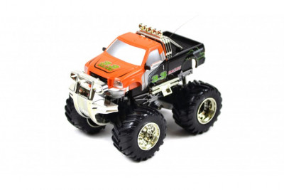 Мини машинка внедорожник на пульте управления 1:43