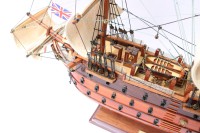Коллекционная модель парусника HMS Victory, размер 50x17x47 см, Англия