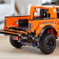 Детский конструктор Lego Technic "Ford® F-150 Raptor"