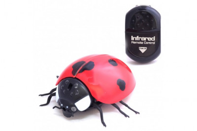 Радиоуправляемый робот Божья коровка, 2 канала, свет, ИК пульт