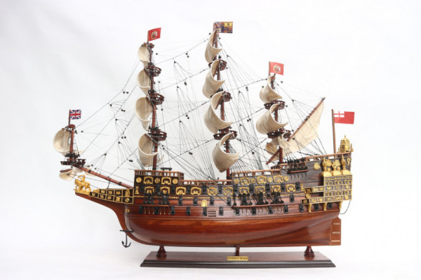 Модель парусника Sovereign Of The Seas, высота 90 см, Англия