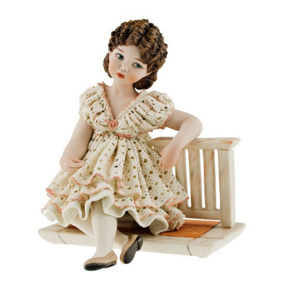 Tess Фарфоровая статуэтка, высота 18 cm