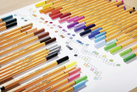 Набор ручек капиллярных Stabilo Point88  30 цветов, чернил (25 базовых + 5 неоновых), 0,4 мм, в нейлоновом футляре, блистер