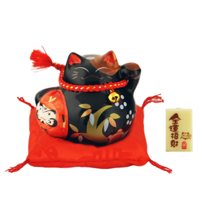 Манеки Неко Долголетие, защита от зла и много посетителей!