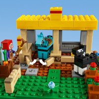 Детский конструктор Lego Minecraft "Конюшня"