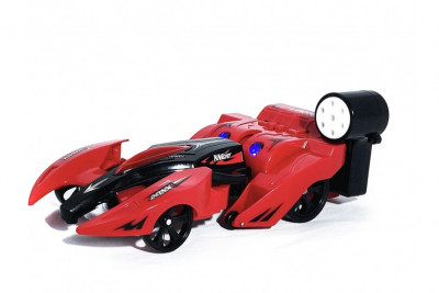 Робот трансформер на пульте управления (Световые и звуковые эффекты, стреляет...